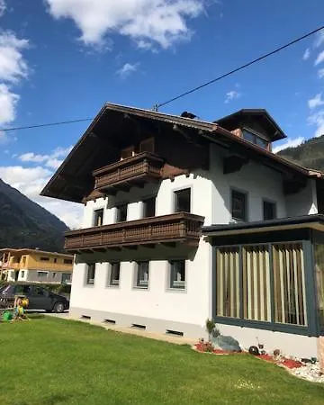 Apartament Kienburg Matrei in Osttirol Zewnętrze zdjęcie